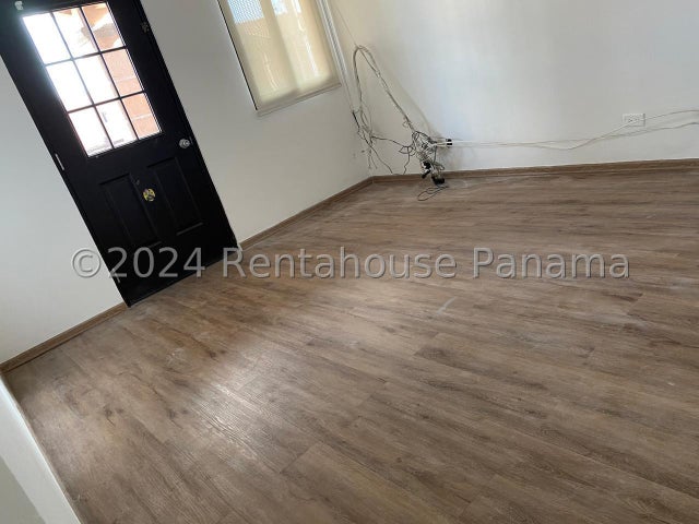 Beautiful House _ Casa en Versalles